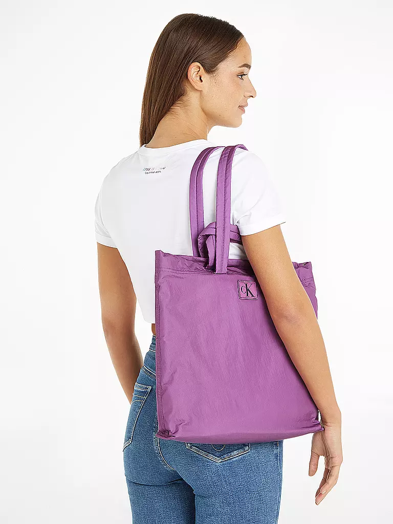 Calvin klein jeans shopping bag 2025